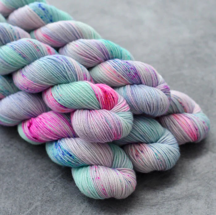 Immersion Dye Kit - Organic Merino Yarn - Cochineal Pink – Petal & Hank